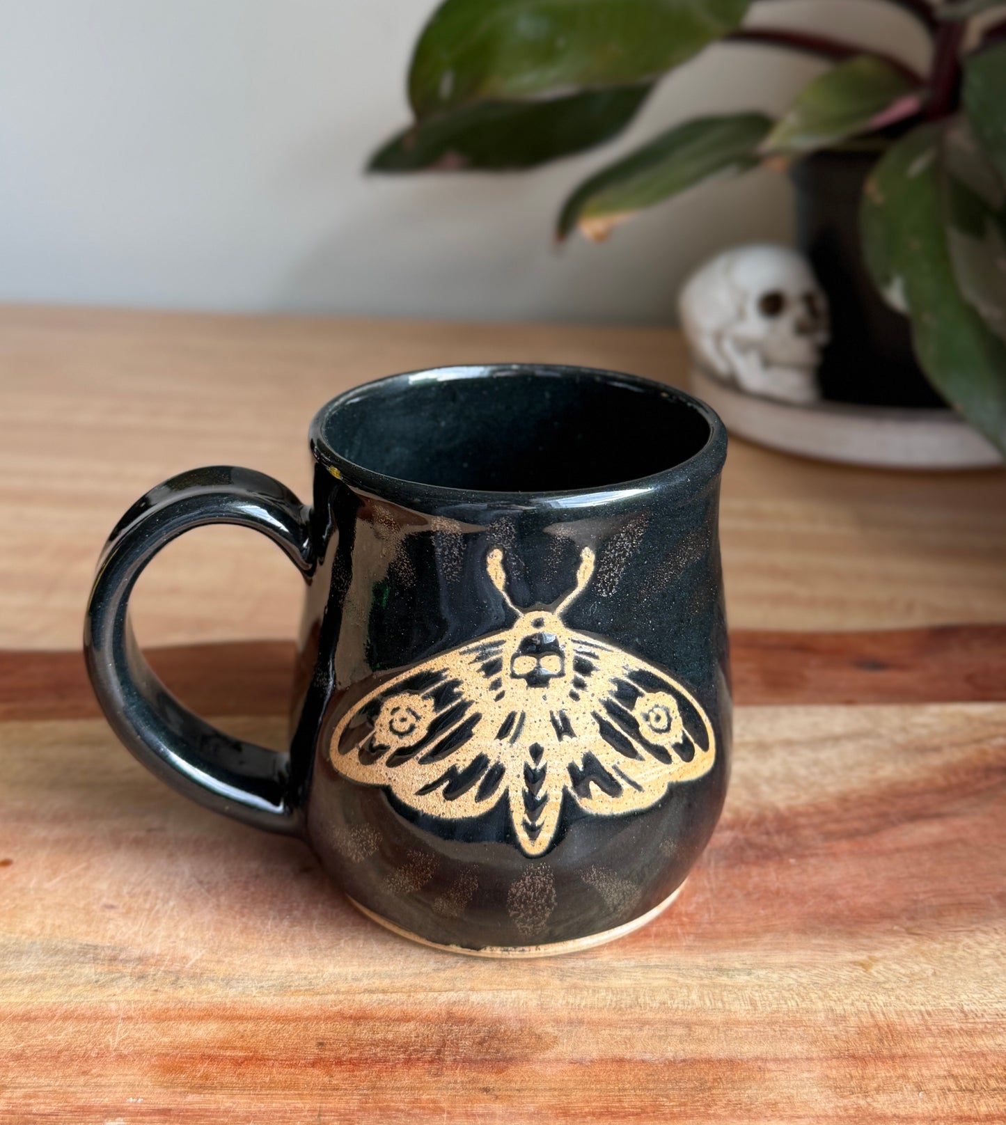 Black Hawk Moth Mug
