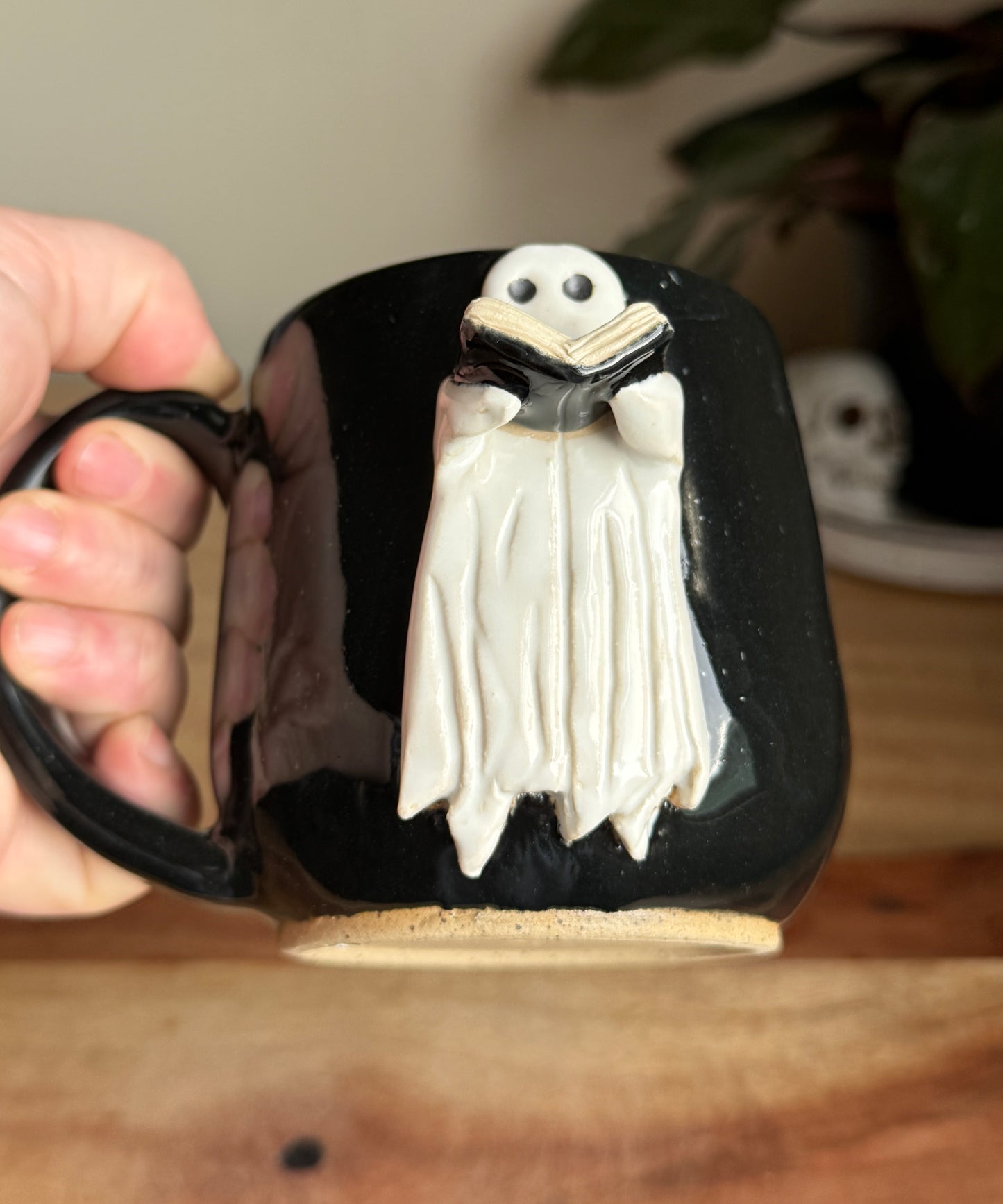 Reading Ghost Mug - Black