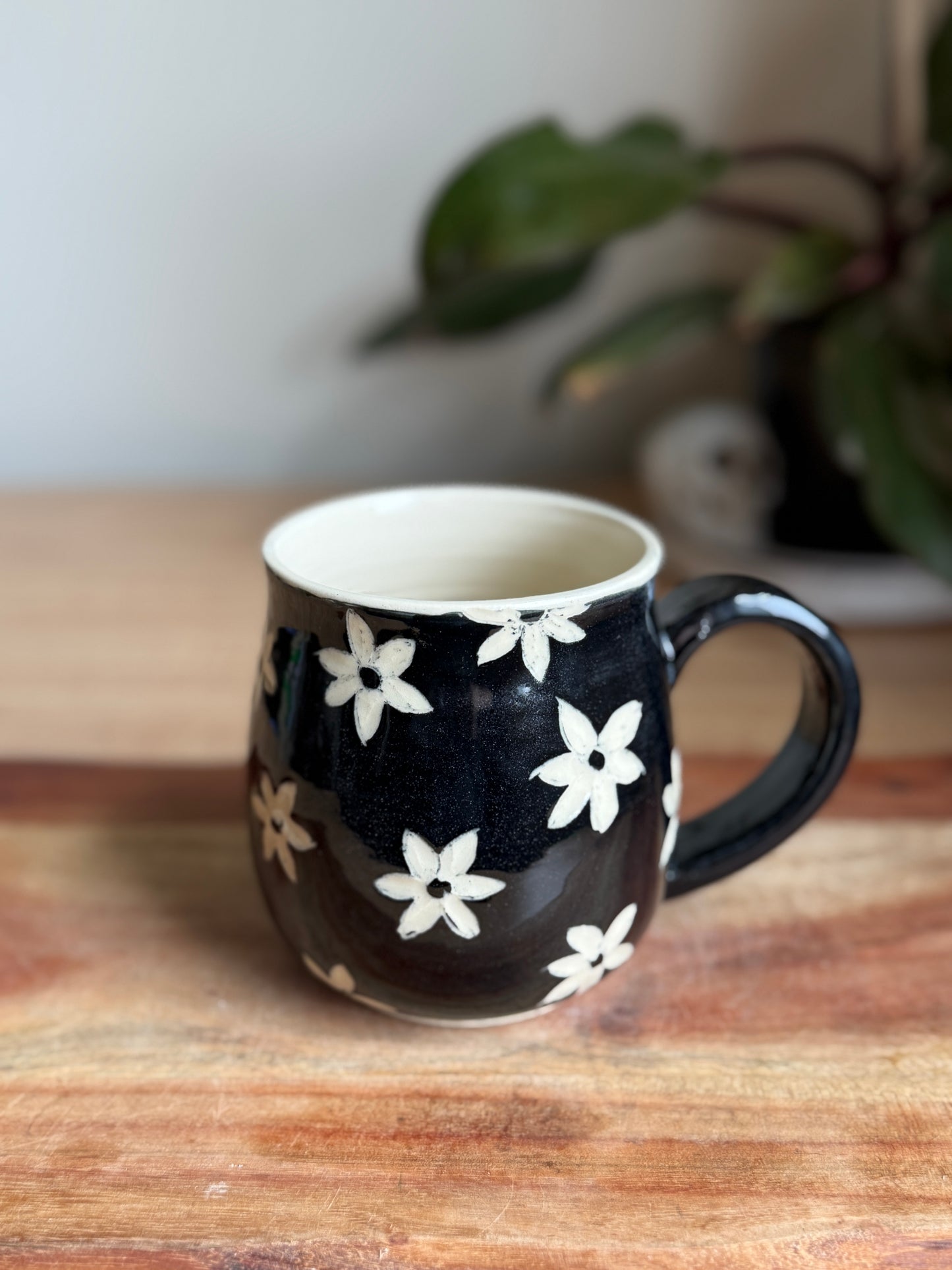 Ghost and Flowers/Leaves Carved Mug