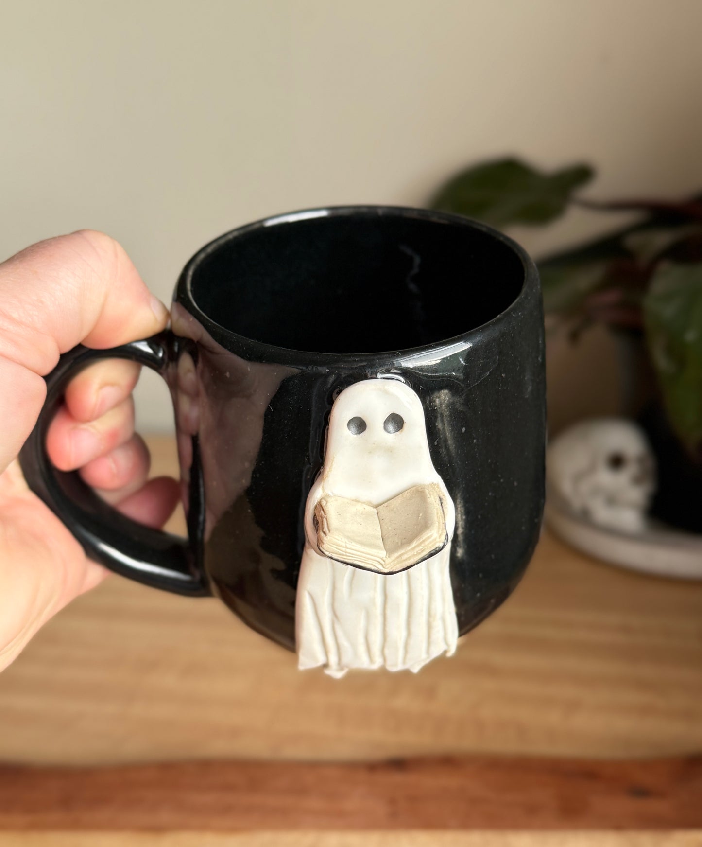 Reading Ghost Mug - Black