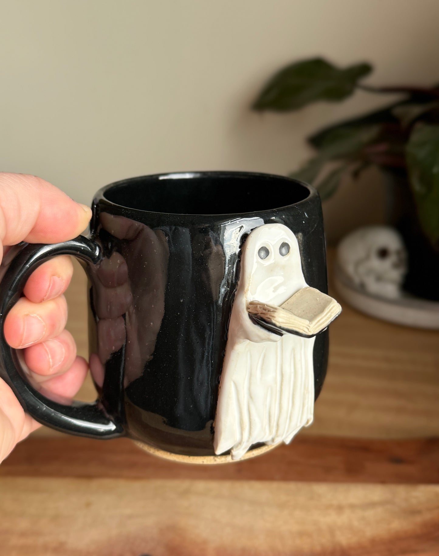 Reading Ghost Mug - Black