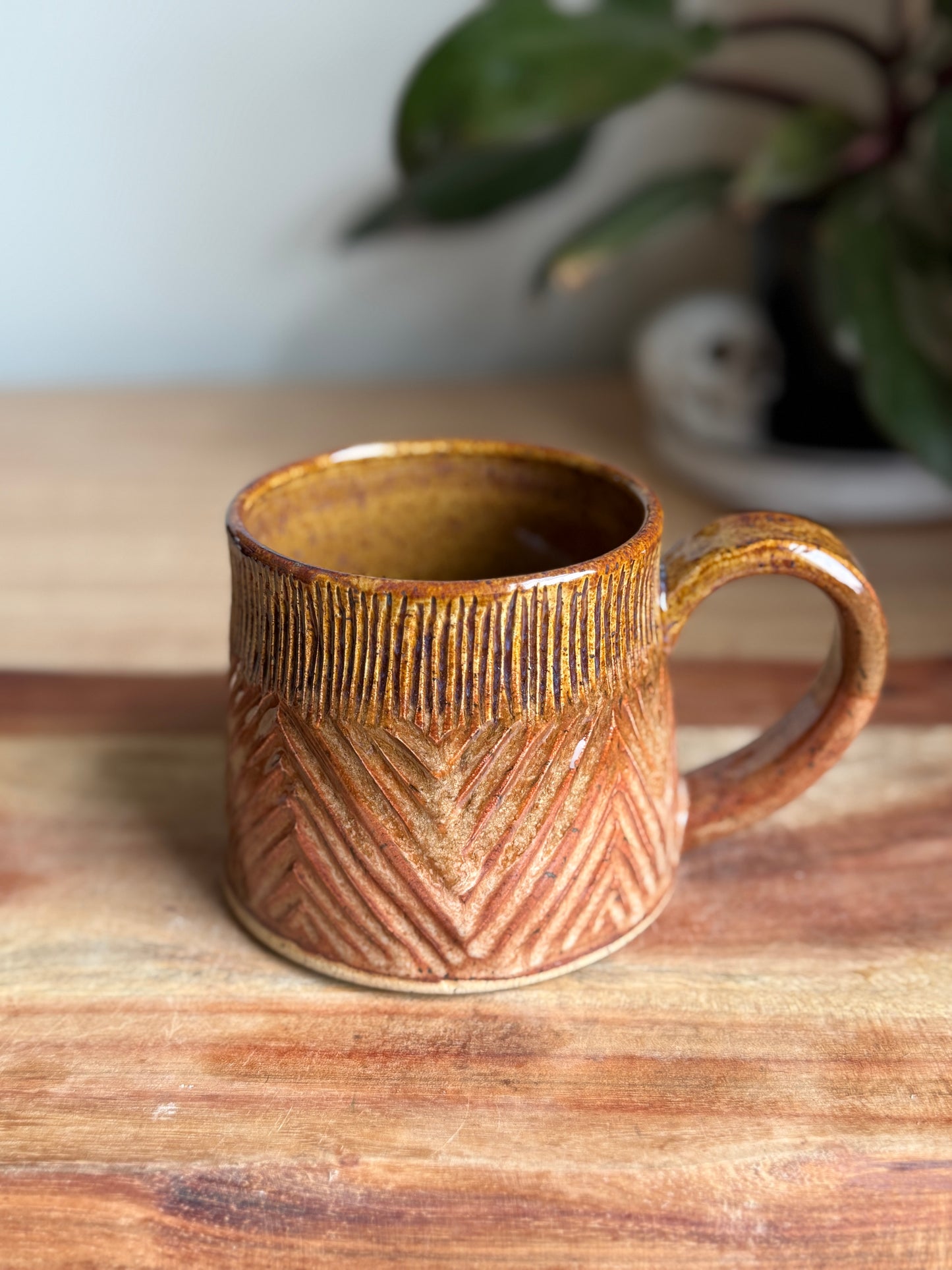 Carved Two Tone Mug