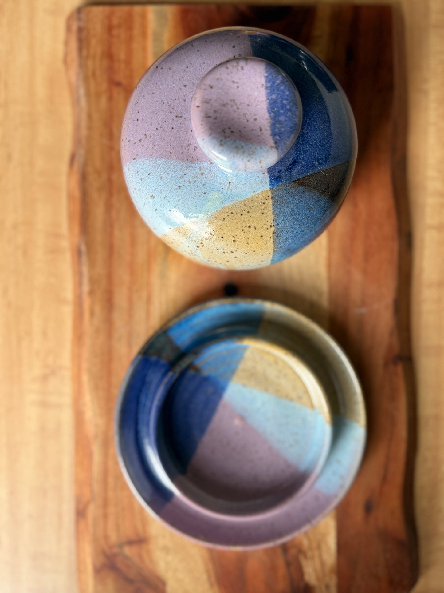 Blue/Purple Colourblocked Butterdish