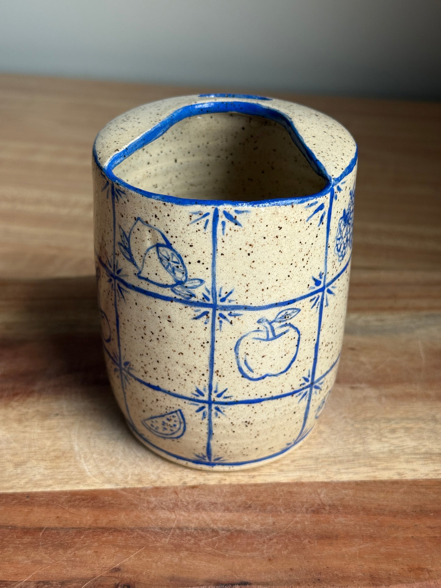 Lil' Sipper with Fruit (Blue)
