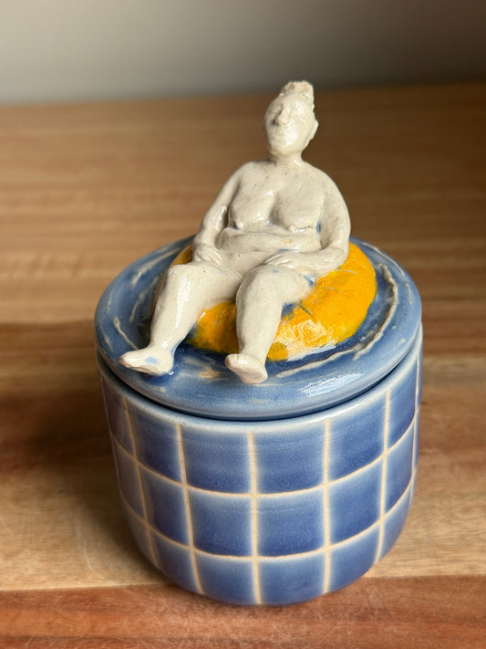 Floating Babe Jar