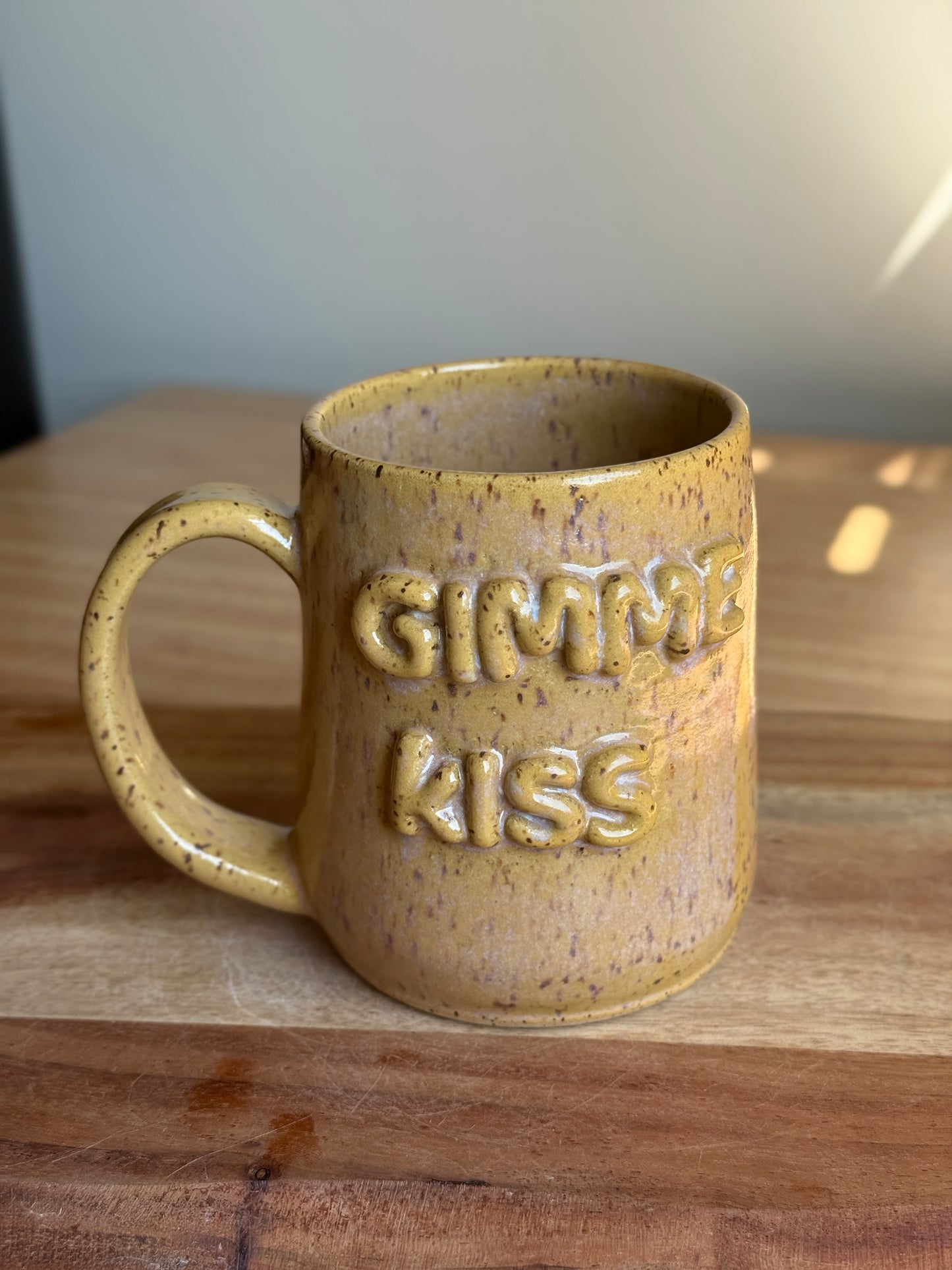 Yellow "Gimme Kiss" mug